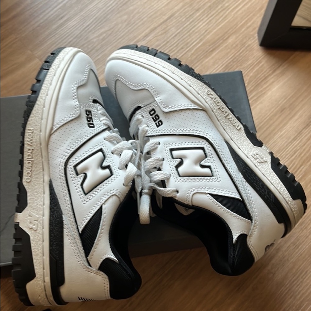 New Balance 550 - Picture 5 of 10